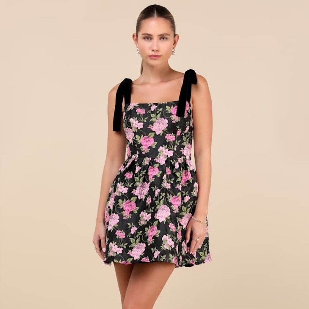 Lulus Black Floral Jacquard Mini Dress Tie Strap Skater Dress Small NWT - Picture 4 of 8
